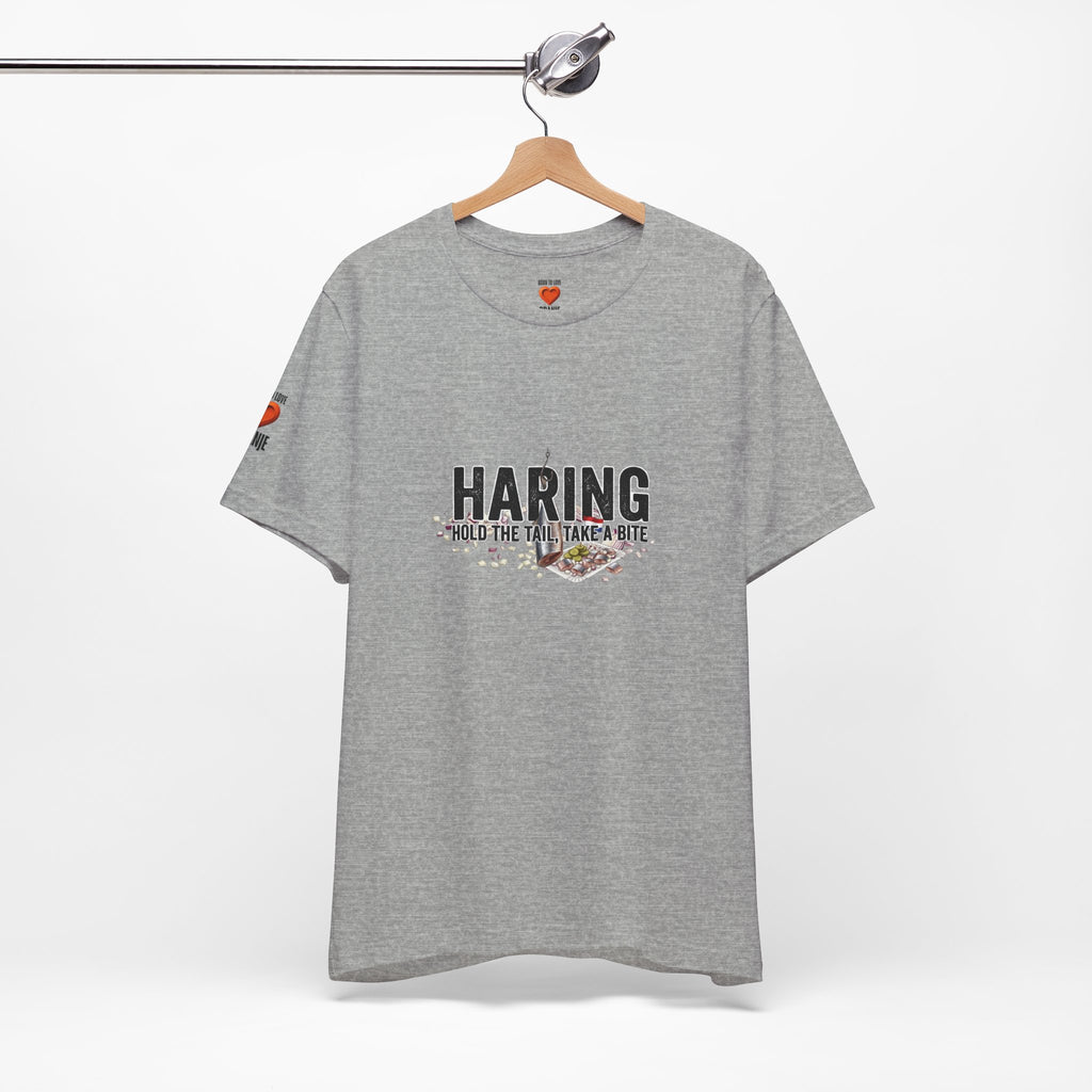 Haring — Hold the Tail, Take a Bite. 🧡
| expat cadeau shirt Printify