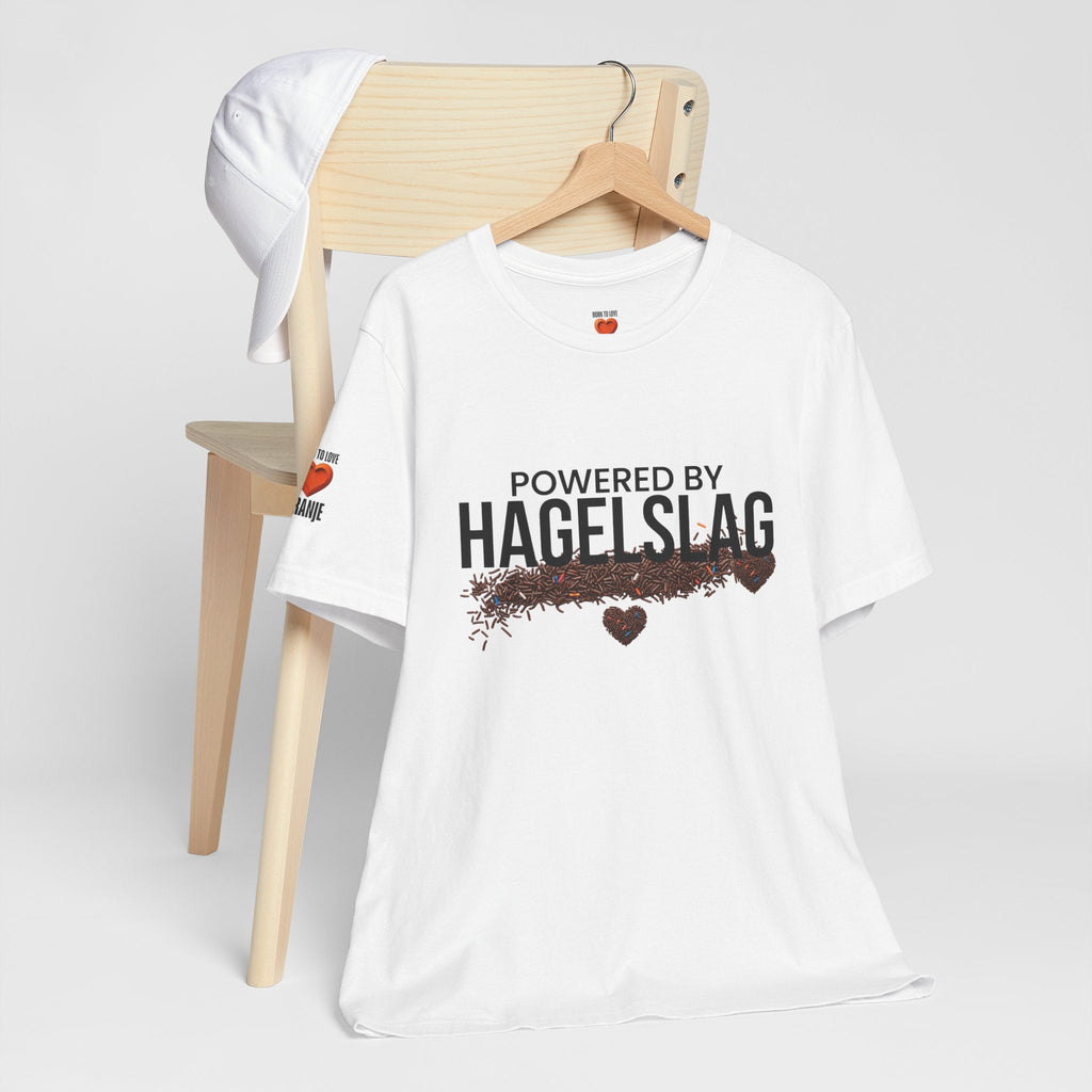 Powered By Hagelslag | expat cadeau shirt Printify