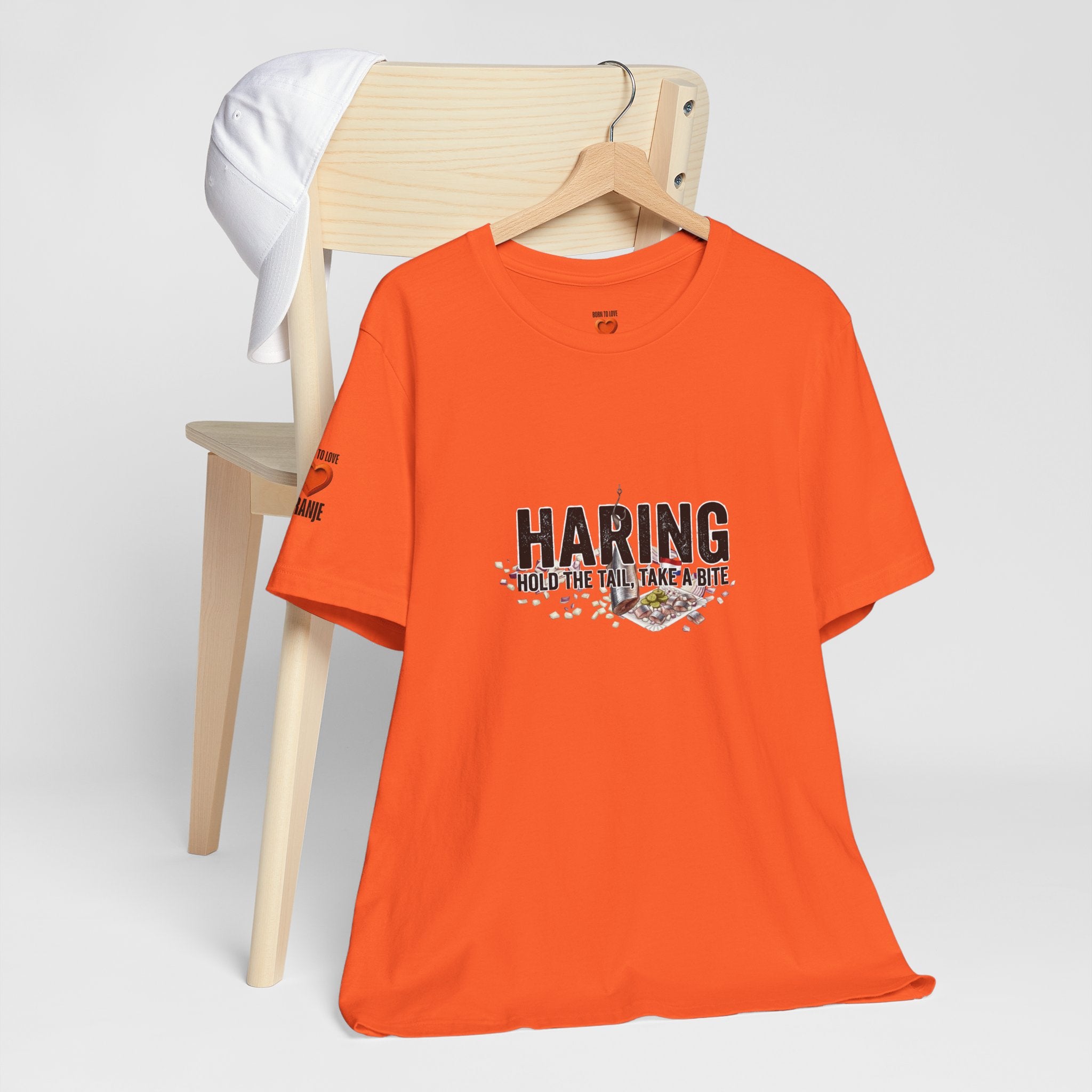 Haring — Hold the Tail, Take a Bite. 🧡
| expat cadeau shirt Printify