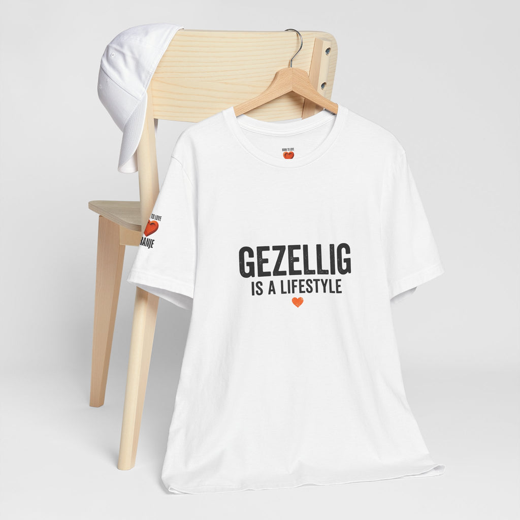Gezellig Is a Lifestyle | expat cadeau shirt